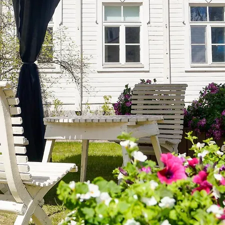 Апарт-отель Kartanomajoitus Sofia & Angelique