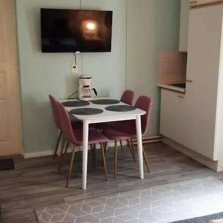 Kartanomajoitus Sofia & Angelique Апарт-отель Пиексямяки